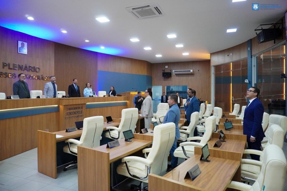 Lei proíbe “rolêzinhos” de motos em Rondonópolis é promulgada e prevê multa aos infratores