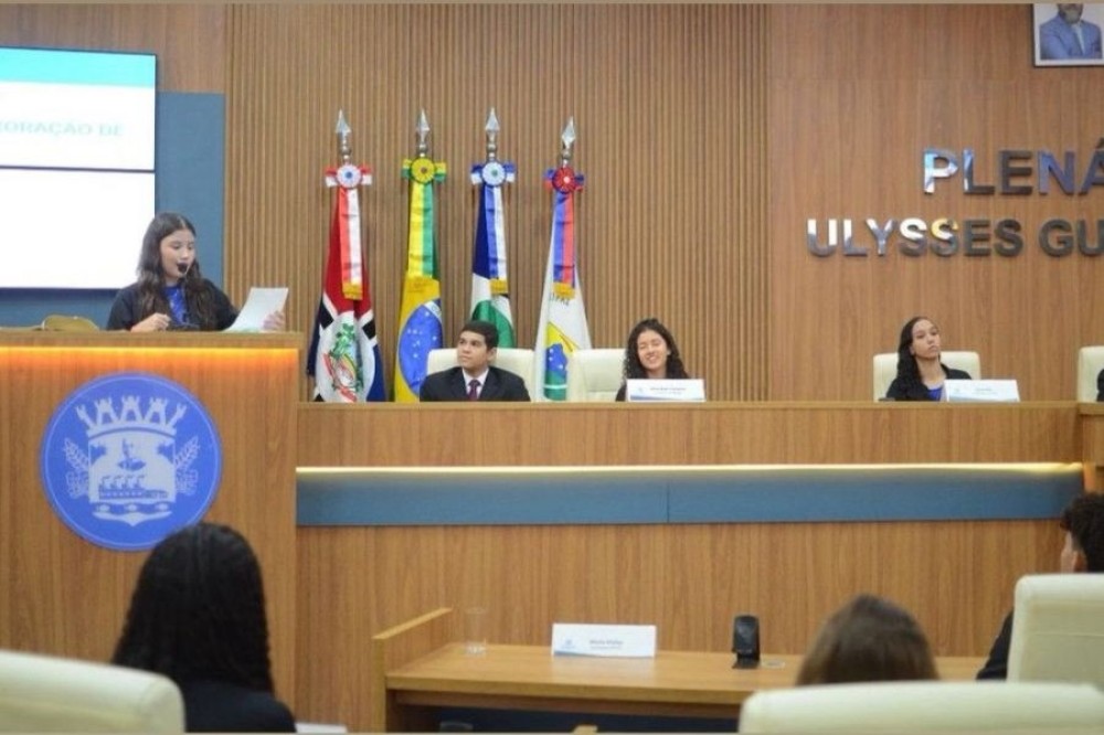 Proposta do Parlamento Mirim se torna lei e incentiva preservação do Rio Vermelho