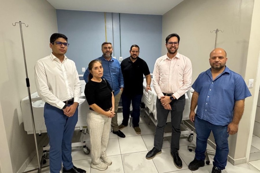 Vereadores visitam leito modelo no Hospital da Lions e elogiam estrutura